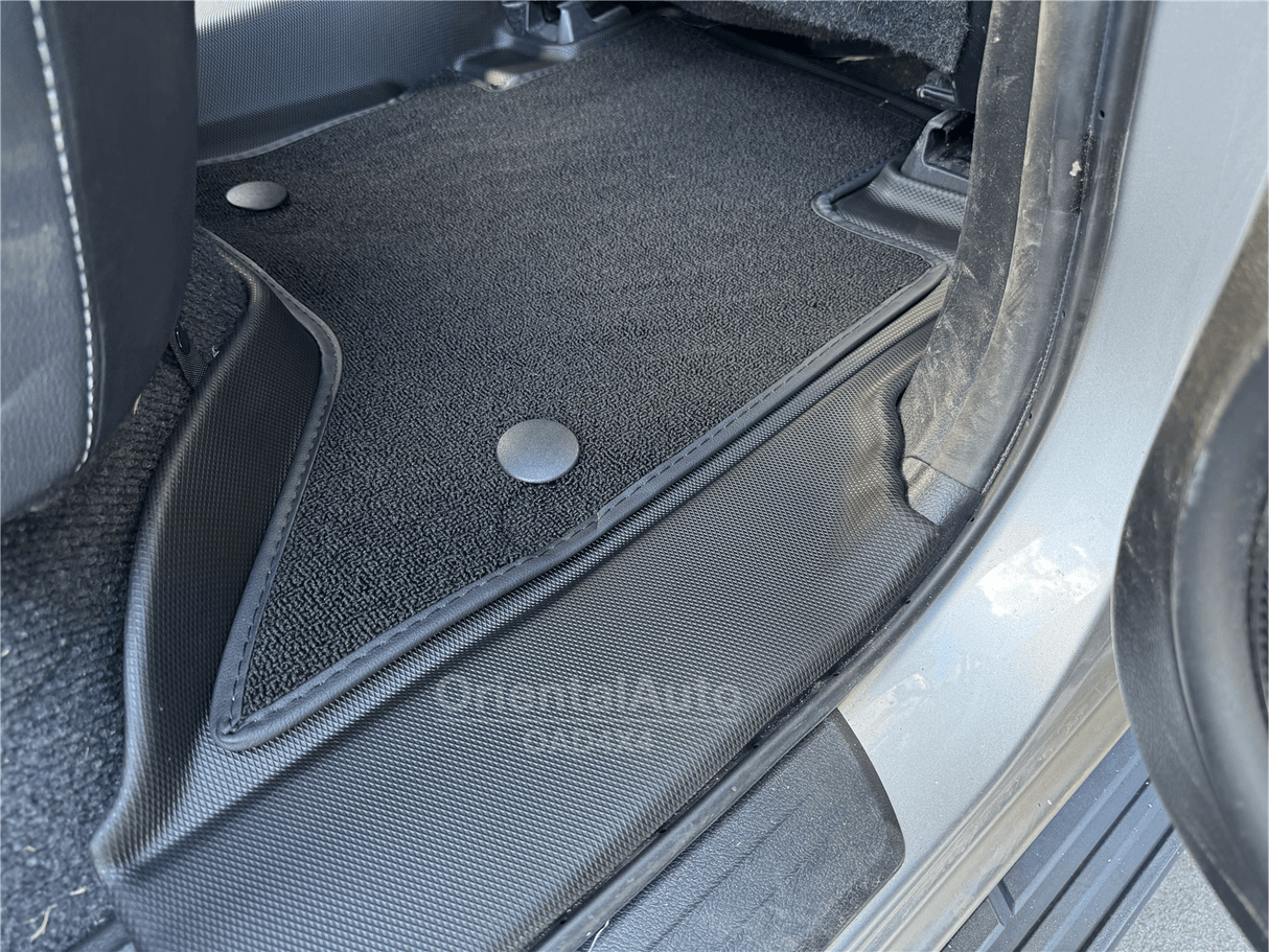 5D Double-Layer Car Floor Mats for Toyota Hilux Auto Transmission Dual Cab 2025-Onwards