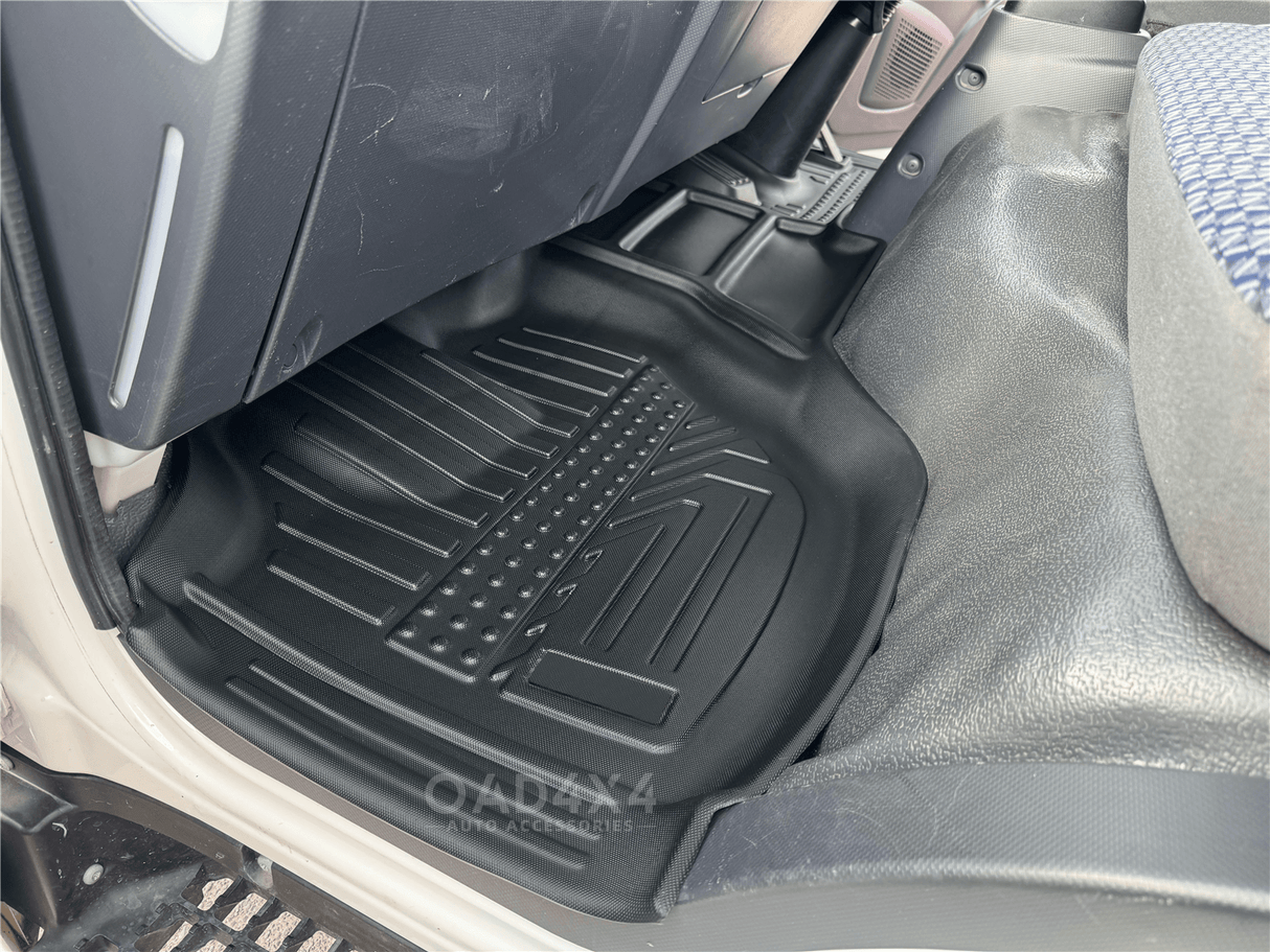 5D TPE Car Floor Mats for ISUZU N Series Auto Transmission 2018-Onwards