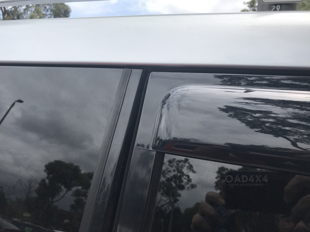 Luxury Weather Shields for Mitsubishi Pajero 2000-2021