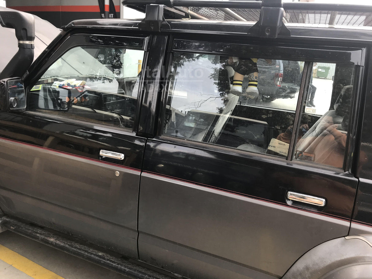 Luxury Weather Shields for Nissan Patrol Y60 GQ 1988-1997 Auto Miror