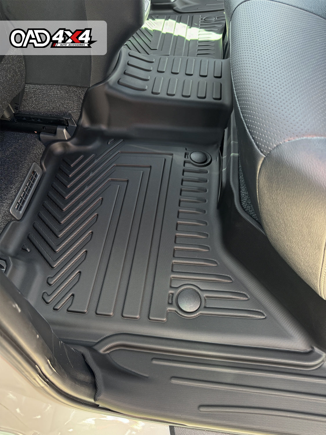 5D TPE Car Floor Mats for Toyota Hilux Dual Cab mild-hybrid 48V 2024-Onwards
