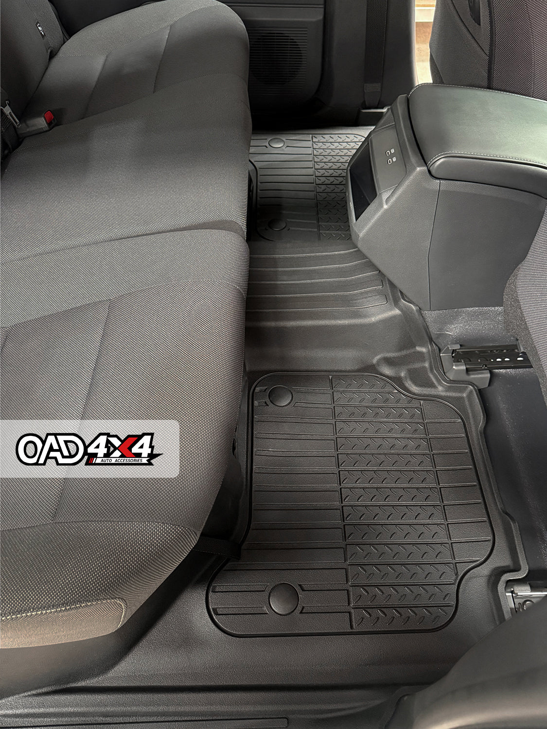 Injection 7D Floor Mats & Door Sill Protector for Toyota Hilux Dual Cab 2015-2025