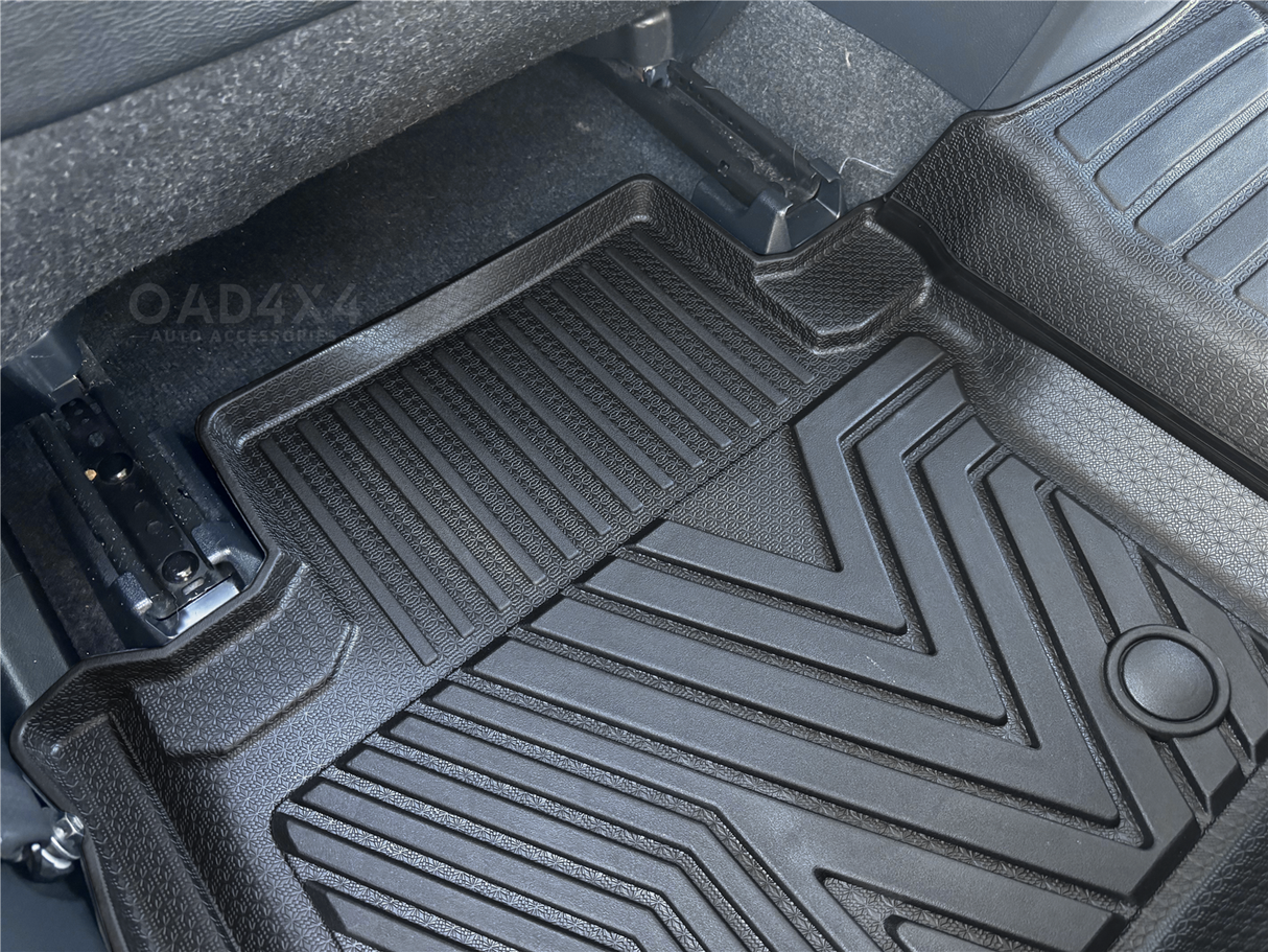 Injection 5D TPE Car Floor Mats for Toyota Hilux Auto Transmission Dual Cab 2025-Onwards