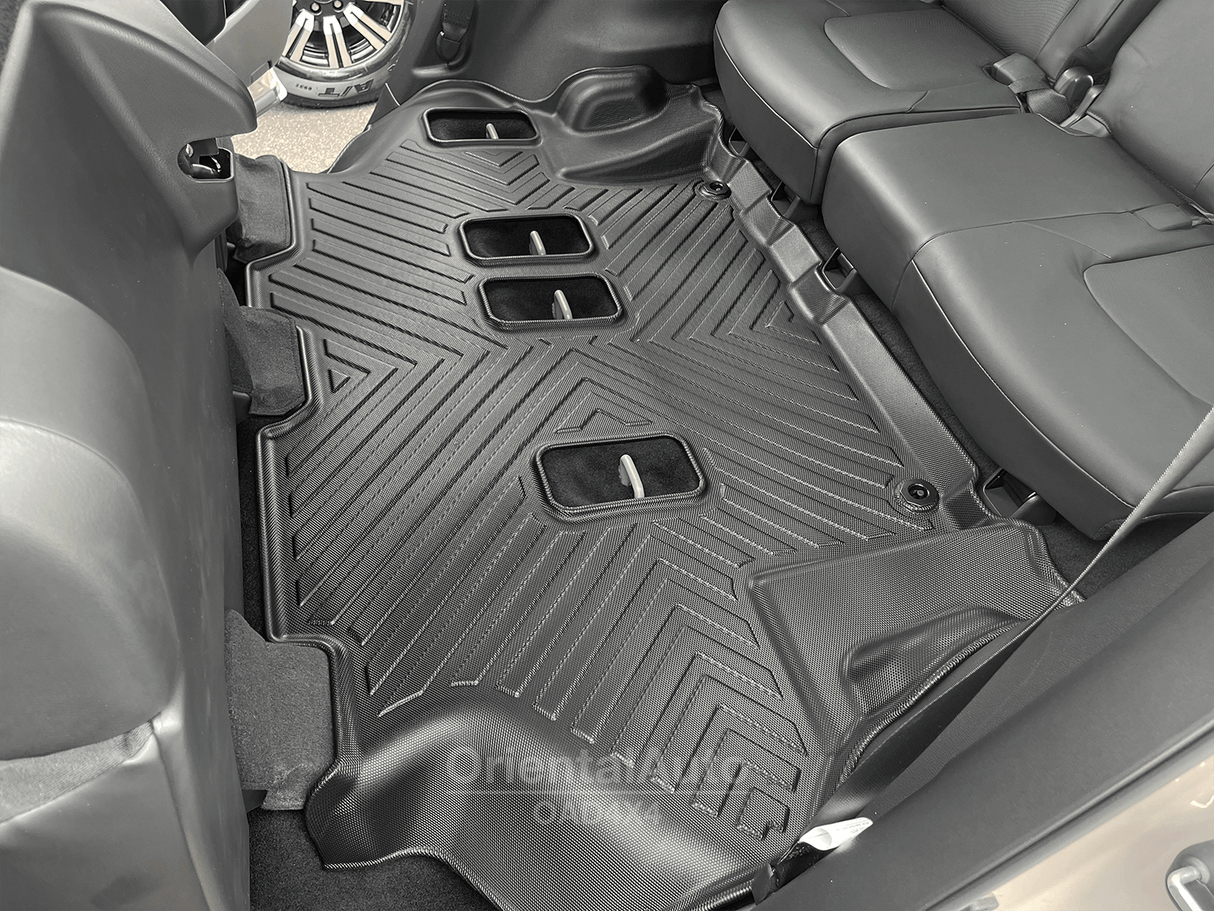 5D Double-Layer Car Floor Mats for Nissan Patrol Y62 2012-Onwards