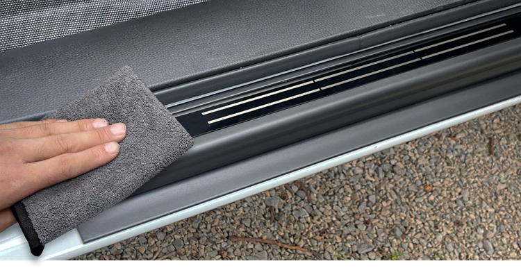 Installation Steps for Door Sills Protector