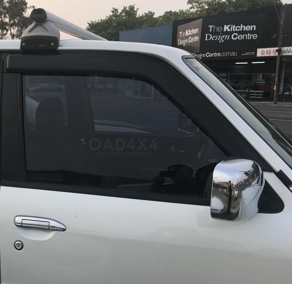 Luxury Weather Shields for Nissan Patrol GU Y61 1998-2016 2PCS