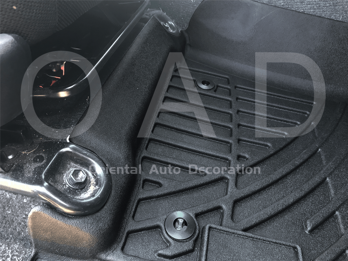 Premium Custom 3D Floor Mats Car Mats for Toyota Auto Hilux Dual Cab 2015-Onwards